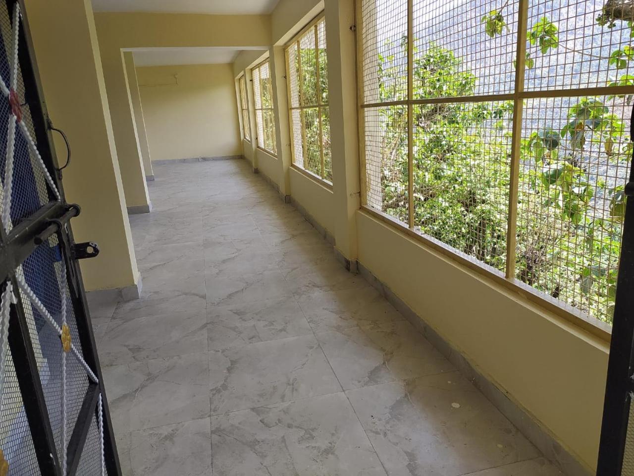 Hotel Narayana Residency Gupta Kāshi Buitenkant foto