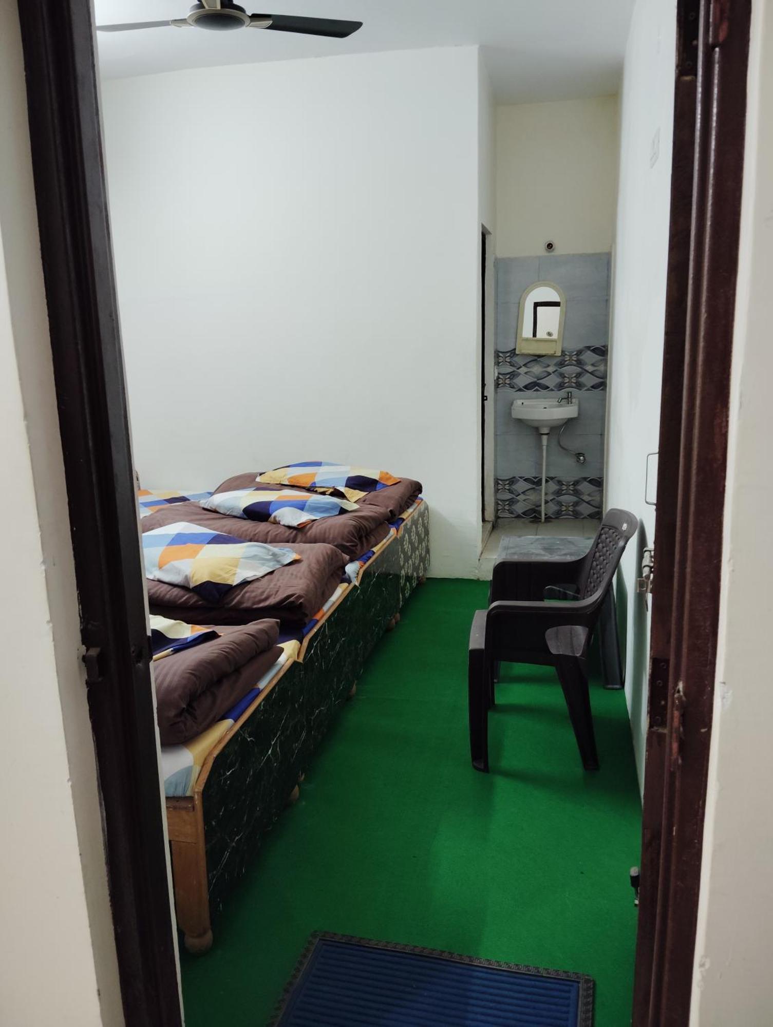 Hotel Narayana Residency Gupta Kāshi Buitenkant foto